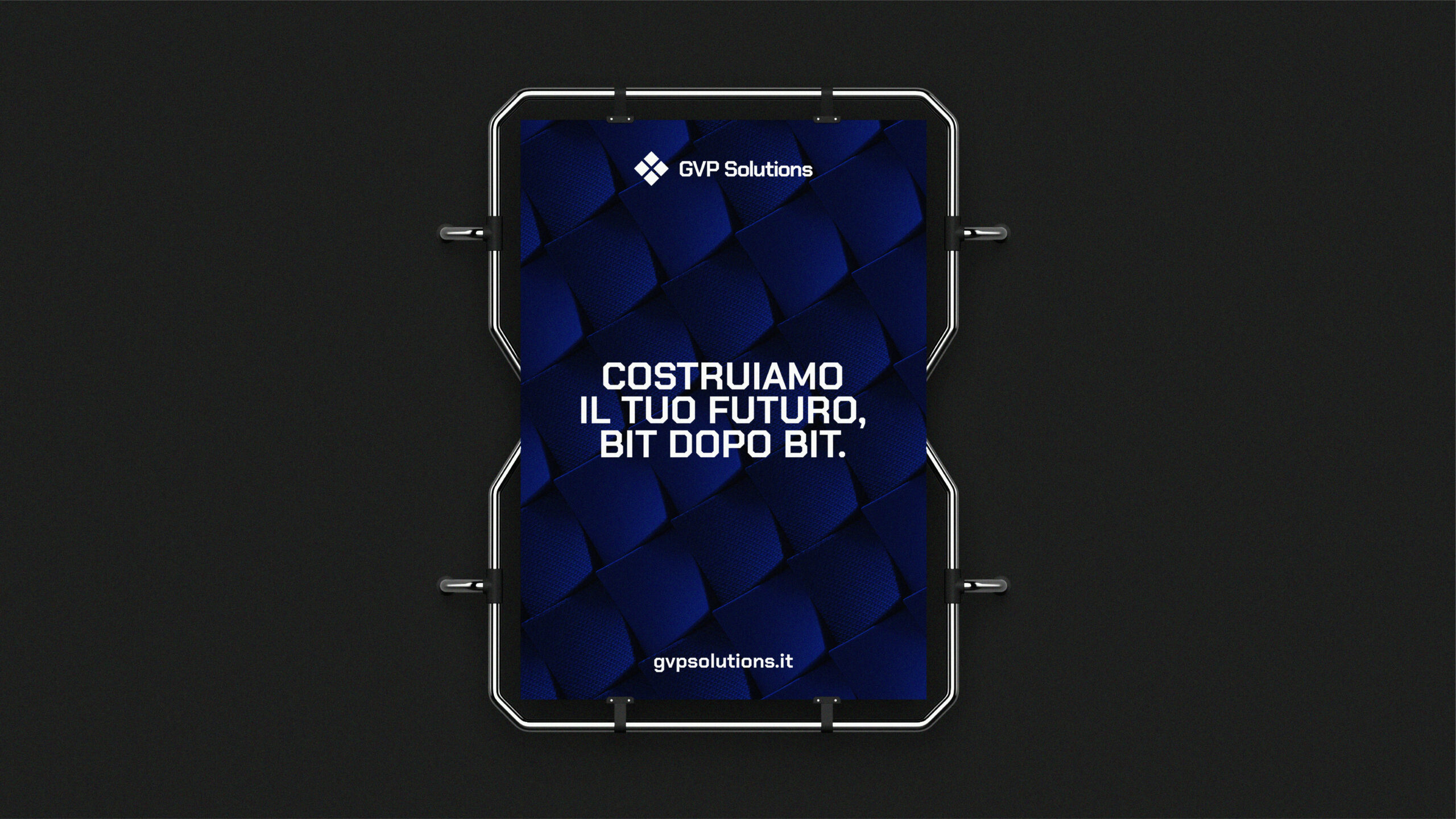 Poster design per azienda tech in italia