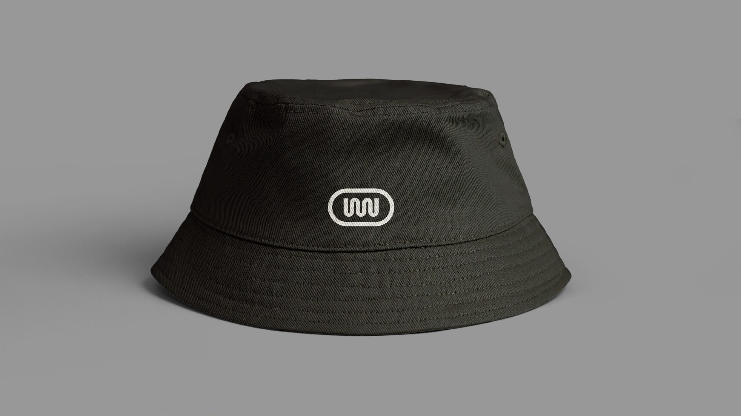 Design di un cappello per brand identity