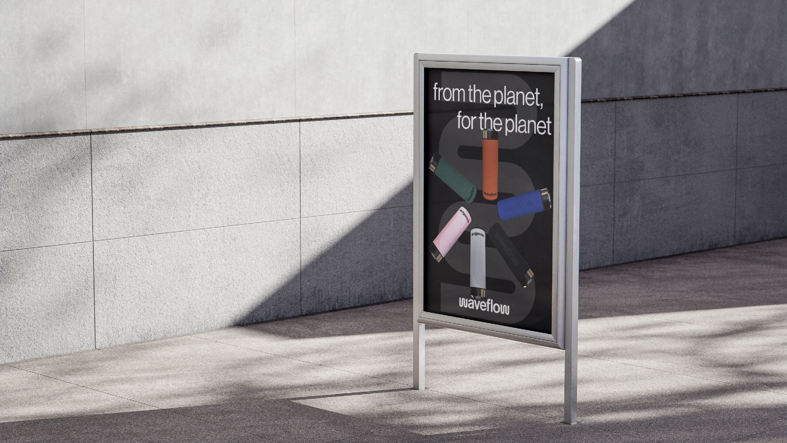 Progettazione grafica per brand identity con cartellone pubblicitario