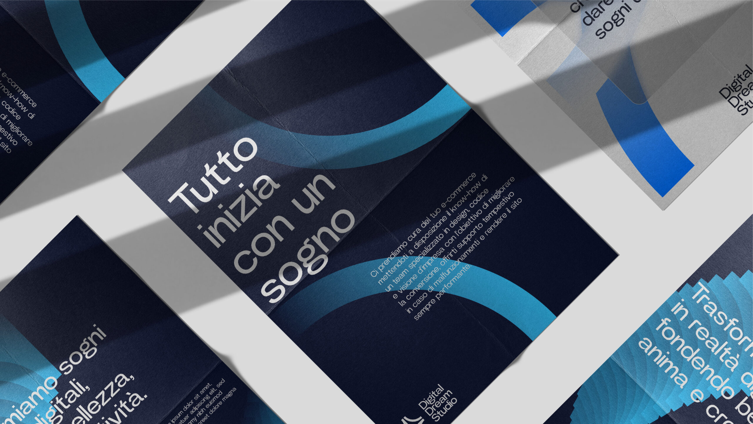 Poster design per agenzia di comunicazione e siti web